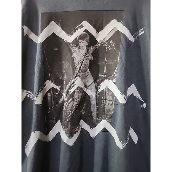 David Bowie Collection By Terry O'Neil T Shirt Men S/M Blue Photo New A130 NWOT - Picture 2 of 5